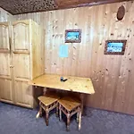Guest house 